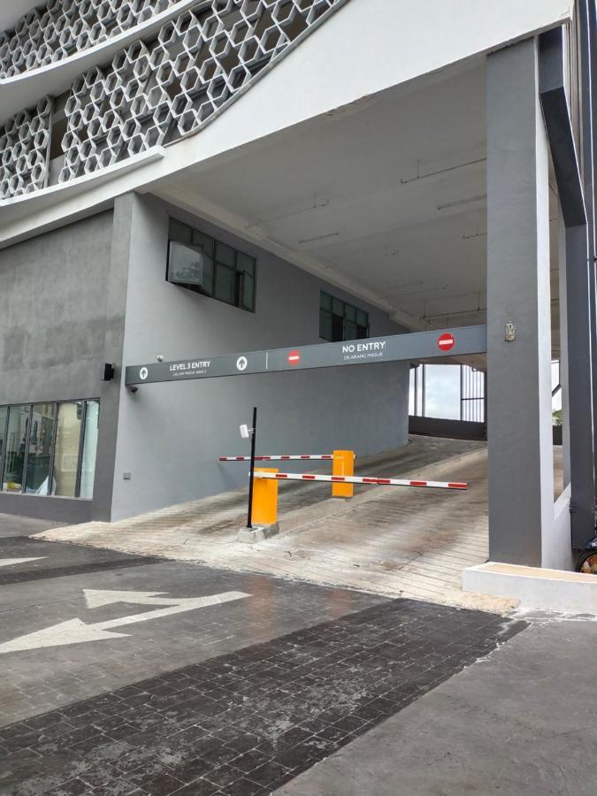Cmk Troika Apartmen#Free Netflix 哥打巴鲁 外观 照片