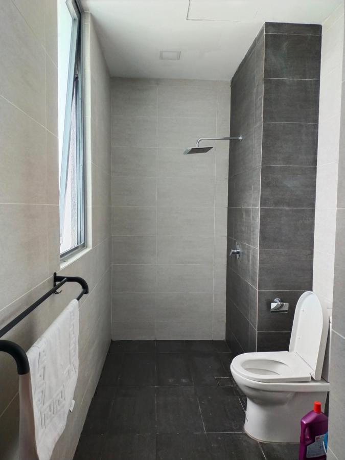 Cmk Troika Apartmen#Free Netflix 哥打巴鲁 外观 照片