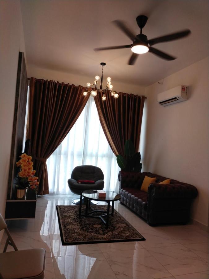 Cmk Troika Apartmen#Free Netflix 哥打巴鲁 外观 照片